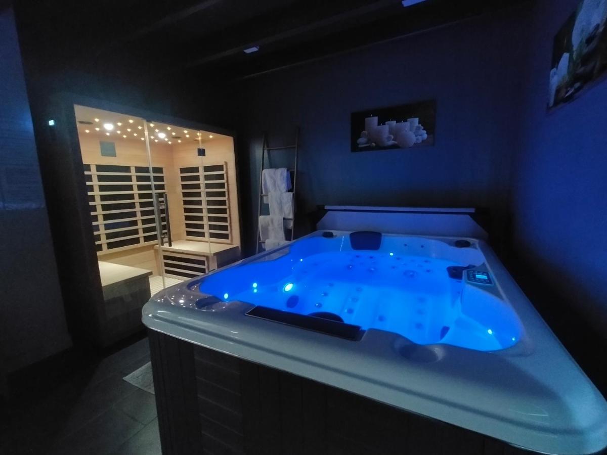 Le Domaine Des Biches Villa Longueville  Buitenkant foto